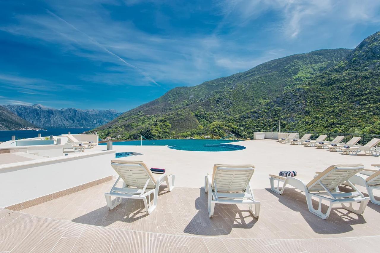 Lavender Bay Apartment C23 Kotor Exterior foto